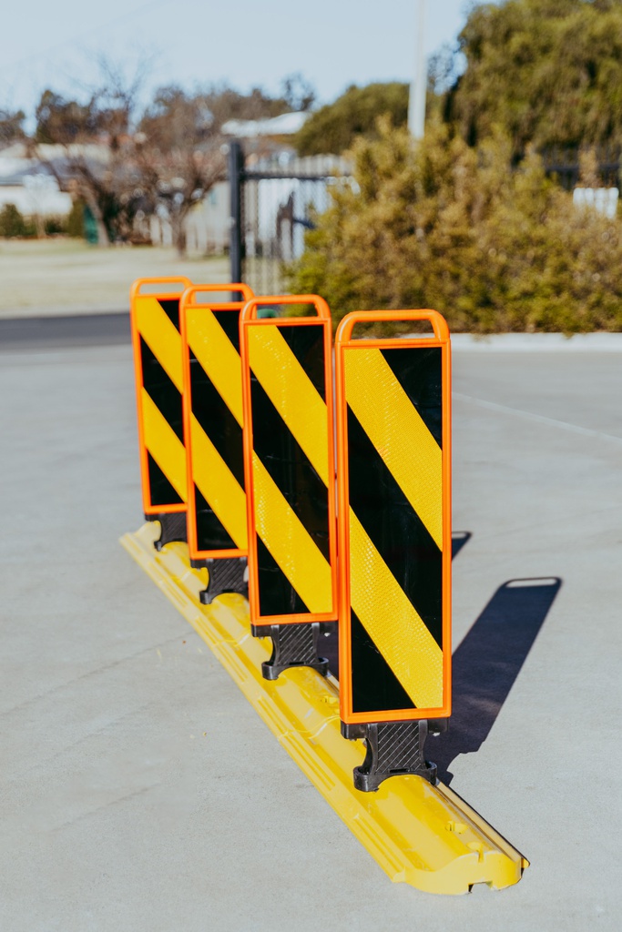 Traffic Lane Separator Body 1120mmL - Recycled Rubber - Yellow
